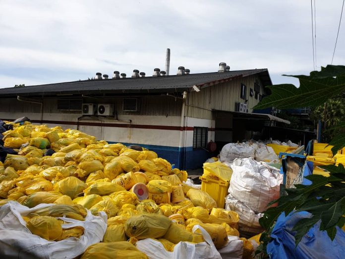 Mounting medical waste sparks concerns