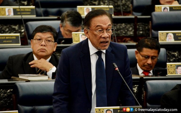 Break up PH if Anwar doesn’t apologise, says DAP man