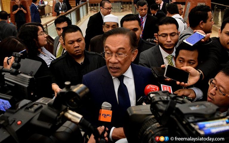 I told PH MPs to allow budget to pass, but only for now, says Anwar