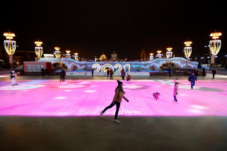 Moscow opens its biggest outdoor ice rink amid pandemic