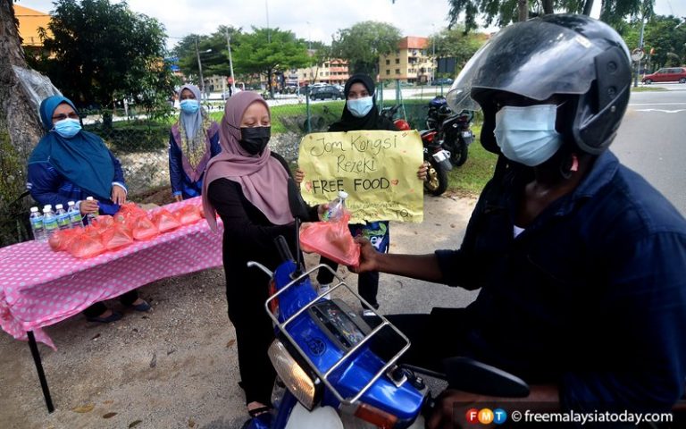 ‘Kongsi rezeki’, taska memasak untuk warga kota di kala pandemik