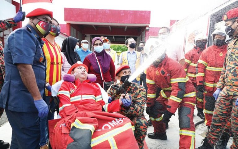 Cancer-stricken teen gets his wish to be a fireman