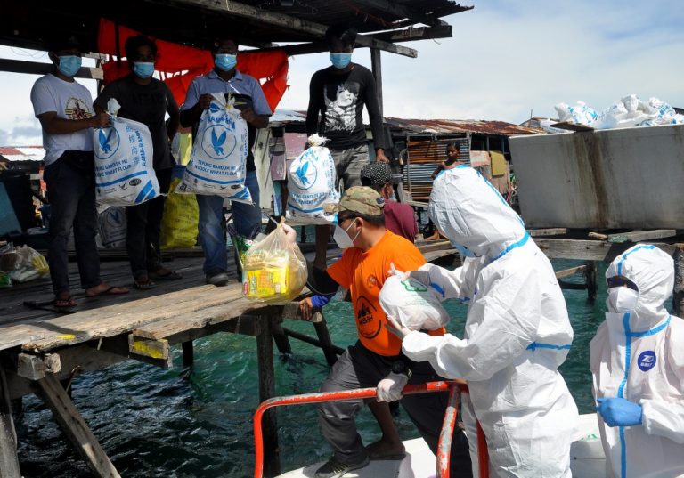 2,000kg garbage collected  in trash for food program