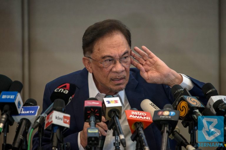 Anwar tells PMD to justify RM11 bln allocation including RM181 mln for political appointees