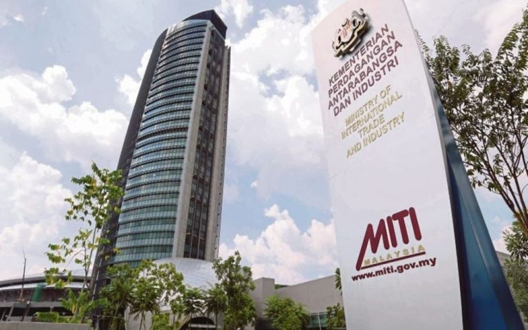 Malaysia’s trade surplus widens to RM22.12b in October 2020 – MITI