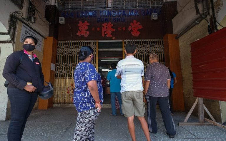 Mereka datang tebus barang, lanjut tempoh bukan pajak, kami yang rugi 60%, kata persatuan pajak gadai