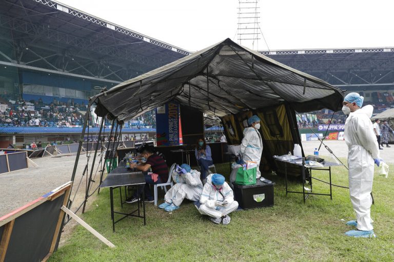 Philippine virus curbs extended in capital to end of the year
