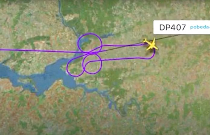 Russian budget jet blasted for tracing penis shape in the sky