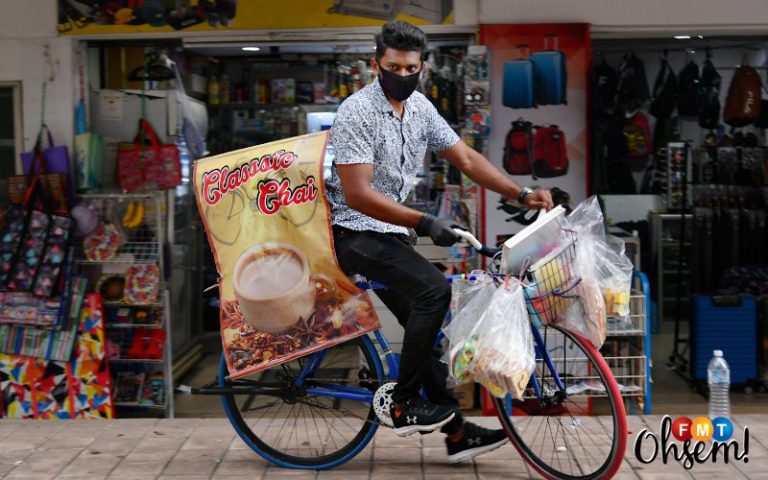 Graduan berbasikal jual ‘teh masala’