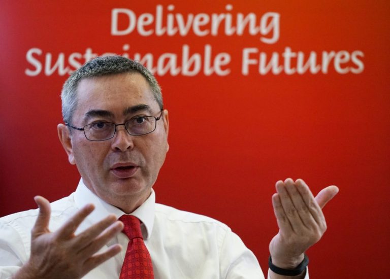 Sime Darby to strengthen car dealership in China