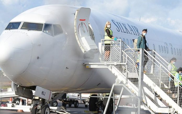 First foreign students arrive in Australia since border closure