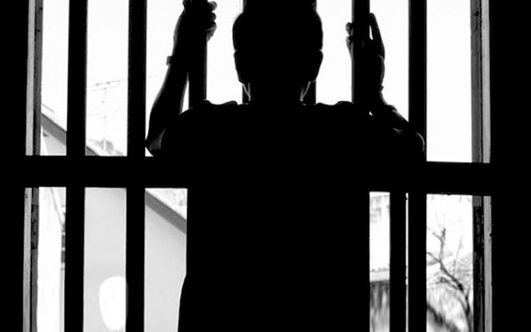 Gunfire rings out at Sri Lanka prison as riot death toll hits 8