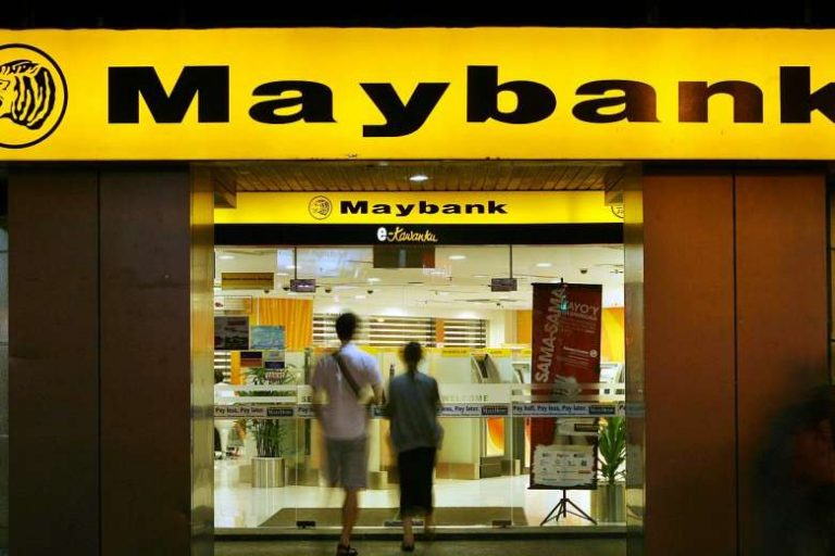 Maybank’s 3Q net profit slips to RM1.95b