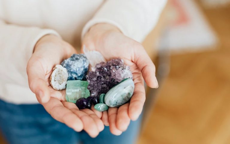 12 types of crystals and their healing properties