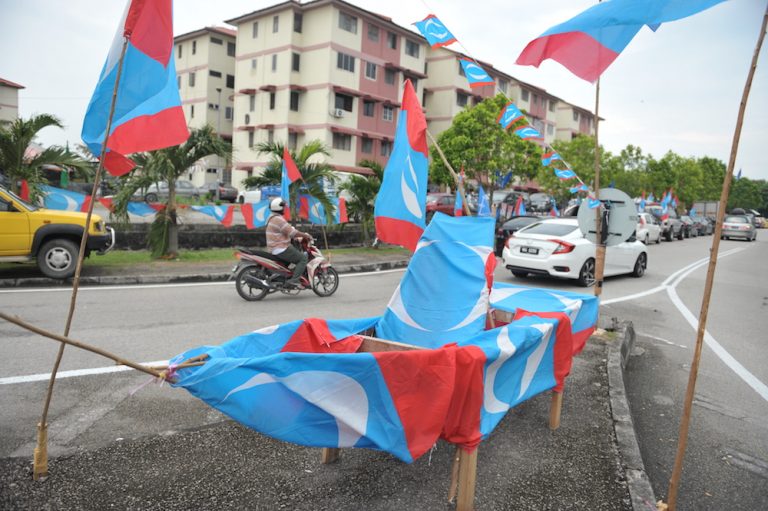 Keep calm and let top brass clarify, state PKR Youth chiefs say after leaked WhatsApp messages critical of Anwar