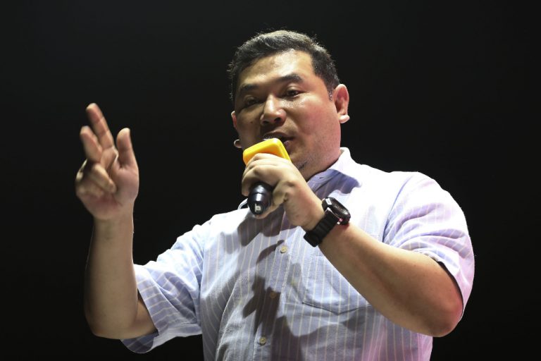 Flatterers are Anwar’s liability, Rafizi tweets after report on PKR Youth troubles