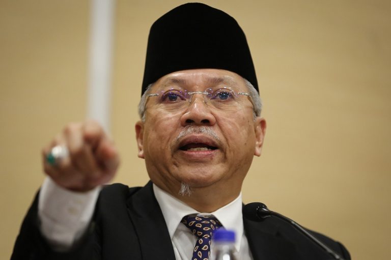 FT minister warns traders against transferring Free Business Region licences to foreigners