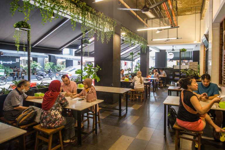 Sabah finally allows families to sit together when dining out