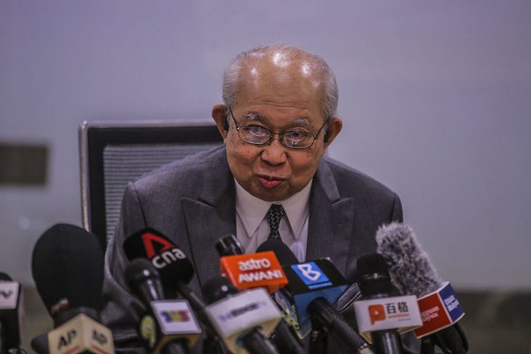 In another blow to Muhyiddin’s majority, Umno’s Ku Li says abstaining from Budget 2021 third vote