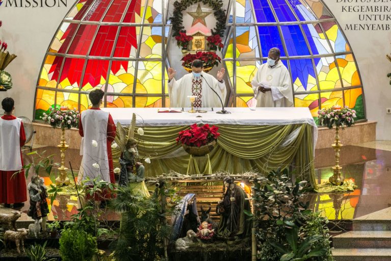 Malaysia’s Catholics keep the faith this Covid Christmas
