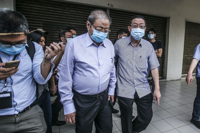 DAP veteran Teng: Kit Siang and Guan Eng should hand over party reins to others