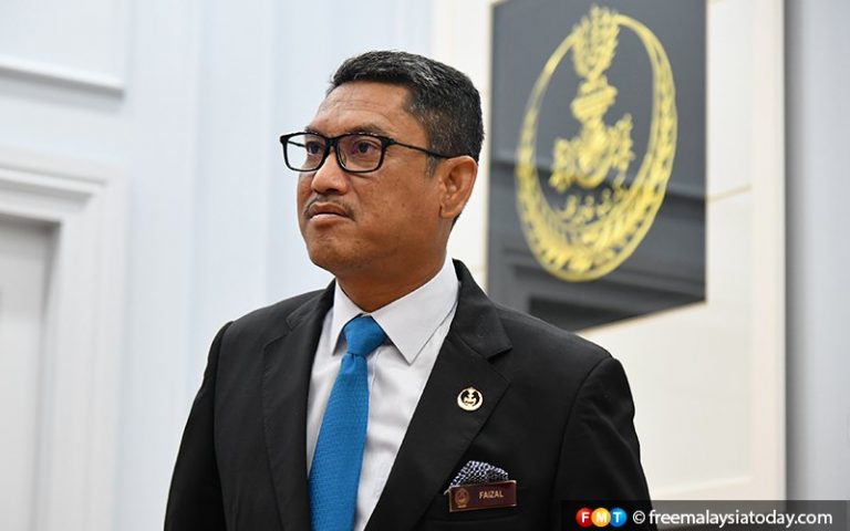 Tumbangnya MB Perak amaran daripada Umno, kata penganalisis