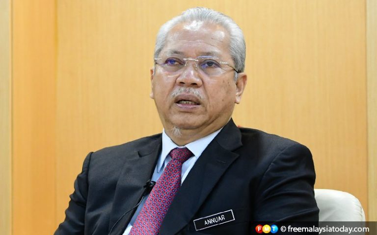 It’s time to talk about seats for GE15, says Annuar