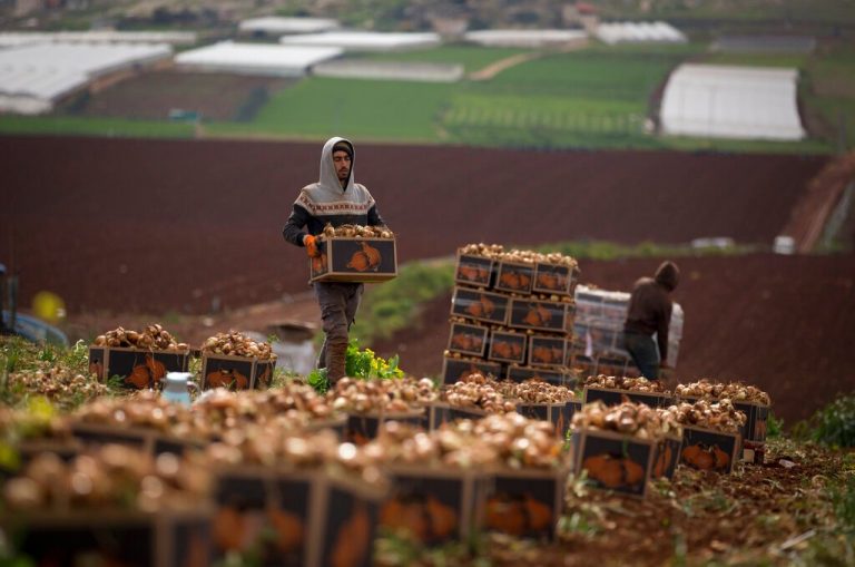 Bahrain welcomes imports from Israeli settlements, angering Palestinians