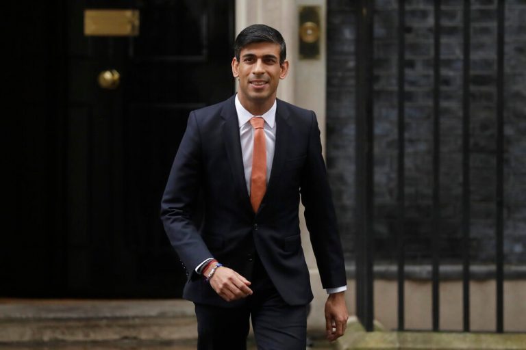 Brexit offers UK chance to do financial services differently says minister
