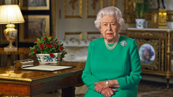 Queen Elizabeth may go public after having Covid vaccine