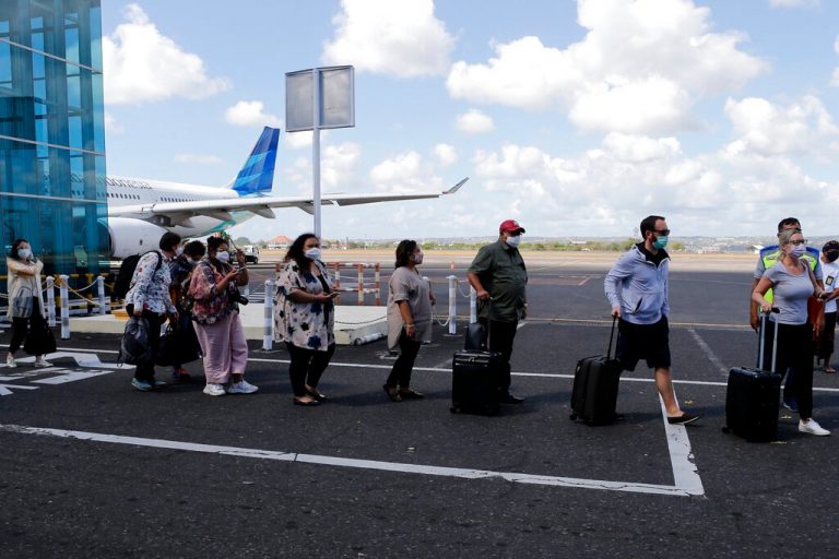 Indonesia enforces 2-week ban on foreign visitors over Covid strain