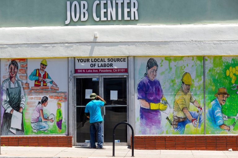 New US jobless claims surged by 137,000 last week
