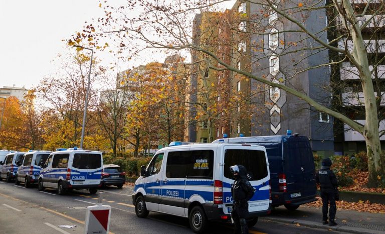 German cops raid ‘organised crime’ families in Berlin, Hamburg