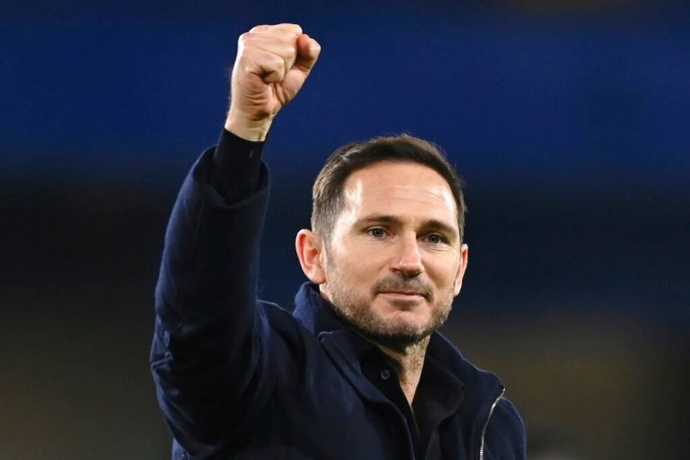 Chelsea need to stay grounded amid title talk, says Lampard