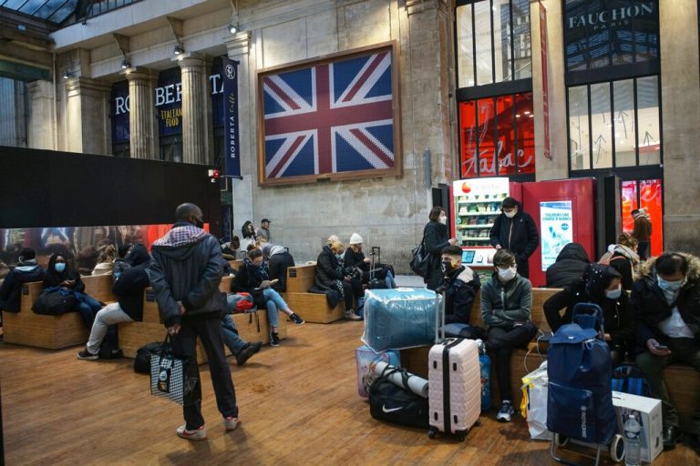 Air transport in turmoil as flights from Britain are banned