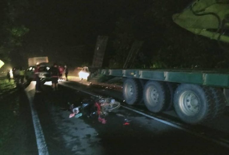 Motorcyclist sandwiched between 4WD and trailer, killed
