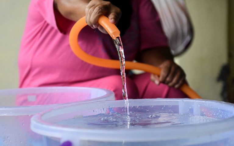 Health centre water crisis increasing virus risk, WHO says
