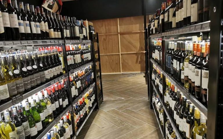 Jangan bertindak melulu terhadap jualan alkohol, kata kumpulan pengguna