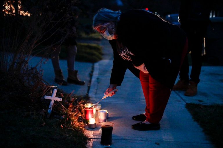 Police killing of black man sparks fresh outrage in US