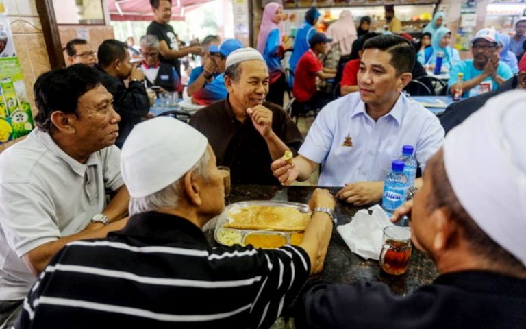 Azmin tak diwakili peguam dalam saman pengundi Gombak
