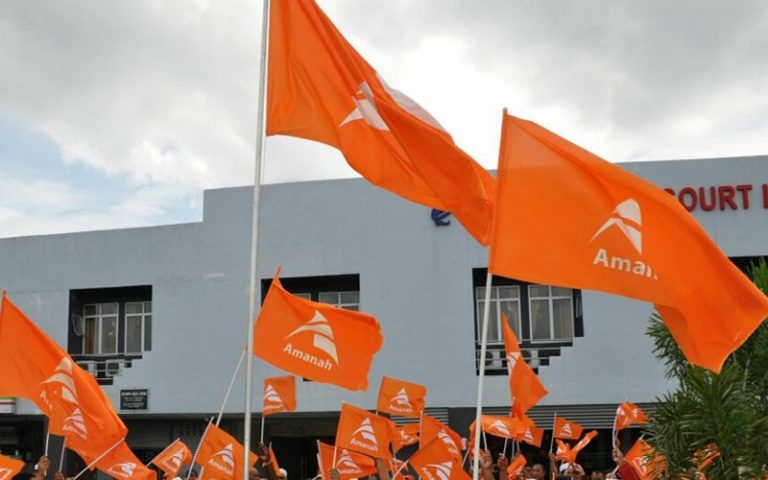Mat Sabu pledges to resolve problems as most Negeri Amanah divisions refuse to attend state meet