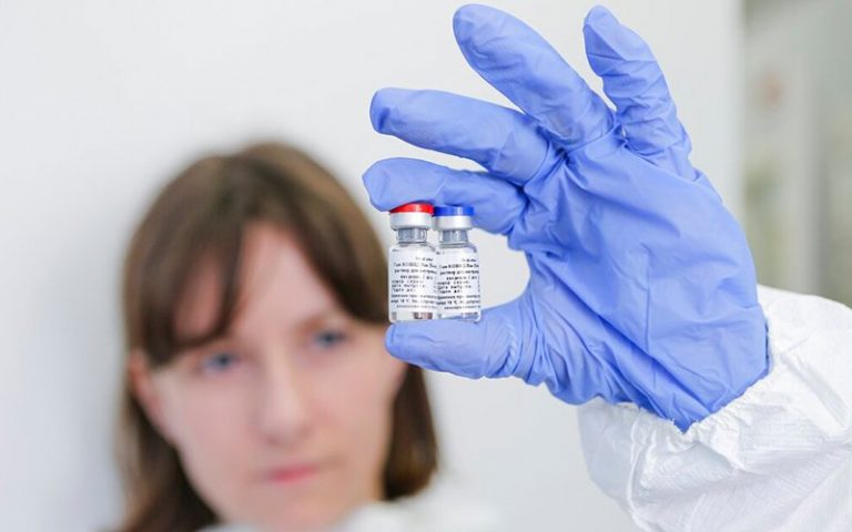 Govt monitoring anti-vaccine propaganda online