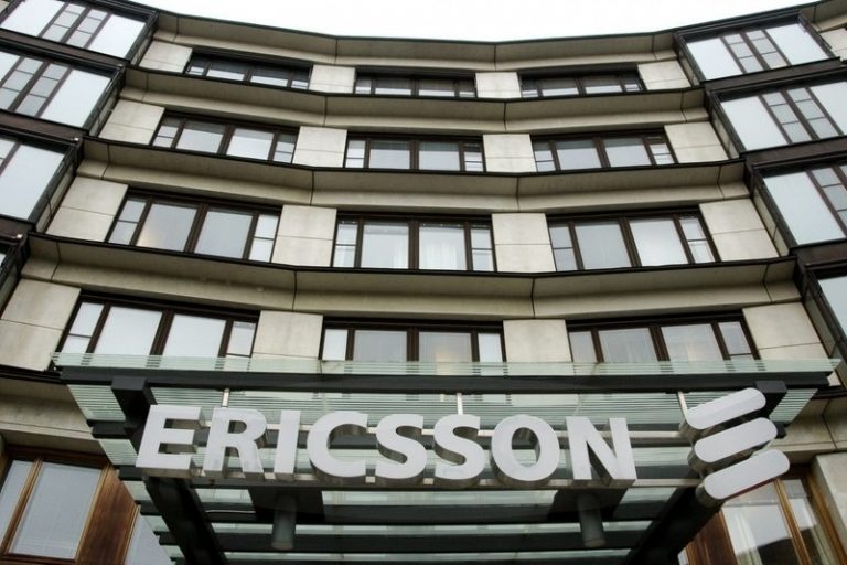 Ericsson shares tumble after Samsung lawsuit announcement