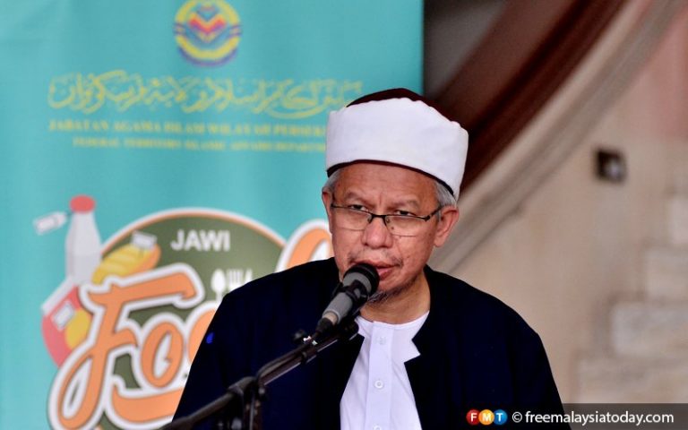 Covid-19 vaccination a must for Muslims, rules religious committee