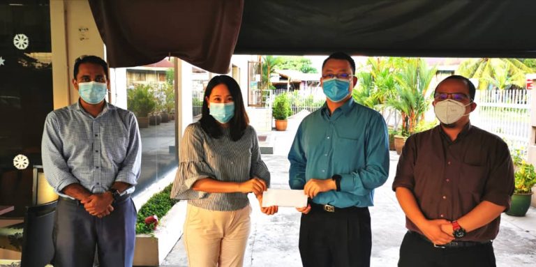 Lawyer rewards medical frontliners with retreat