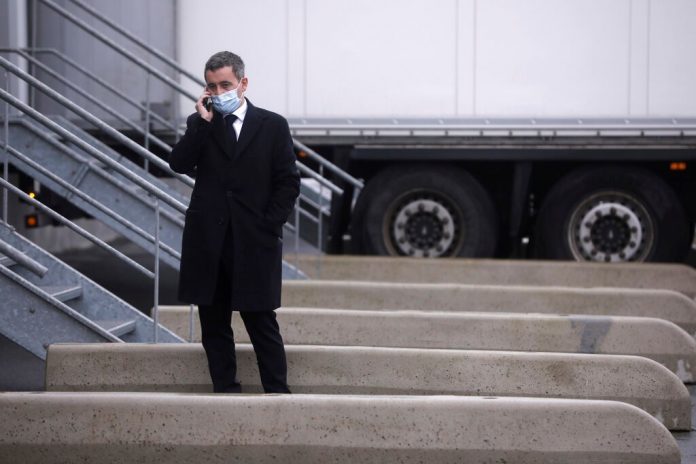 5 killed in French Alps helicopter crash, inquiry launched