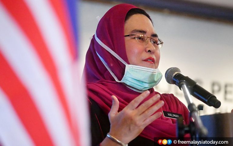 Putrajaya to set up panel on houses of worship