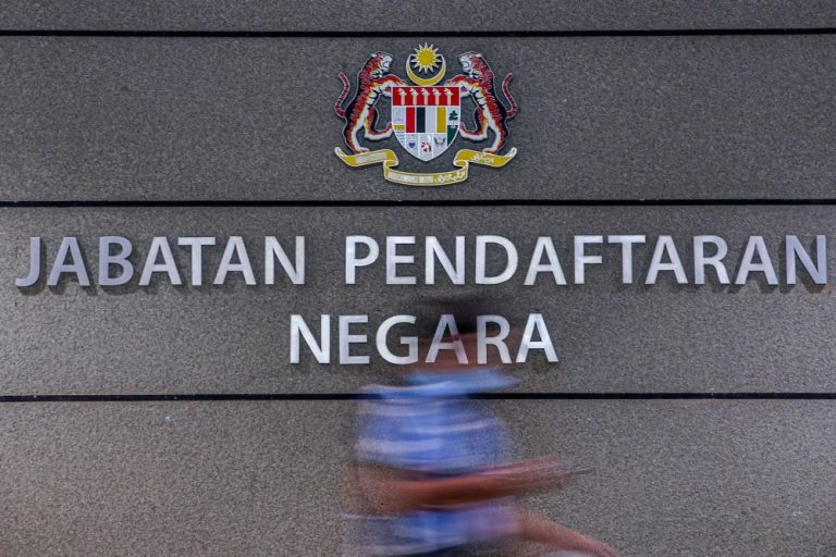 Rights group welcomes Home Ministry’s commitment to solving Malaysia’s citizenship issues, calls for clear, unambiguous procedure