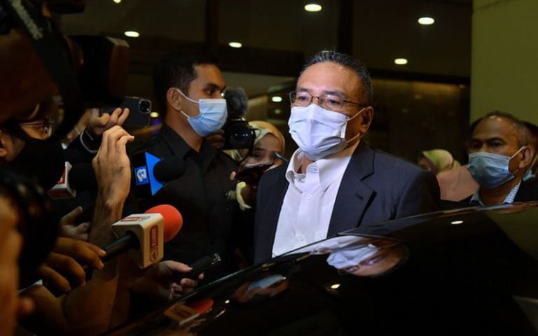 Perak crisis now over, wait for party leaders to speak, says Hisham