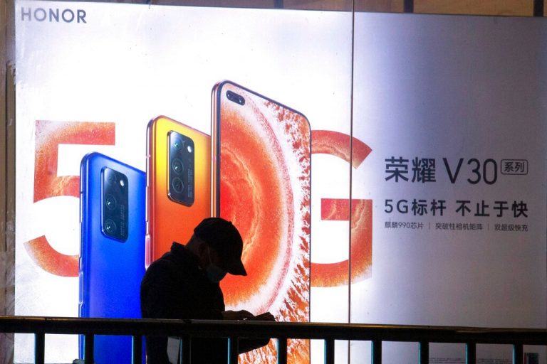 US to back US$1.9 bil to replace telecom equipment from Huawei